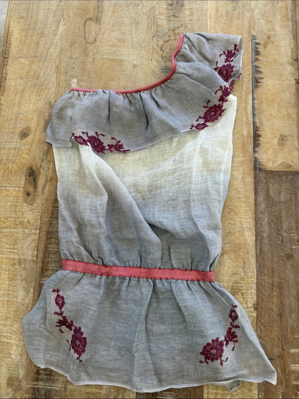 Vanita Rosa linen and lace bare shoulder top.